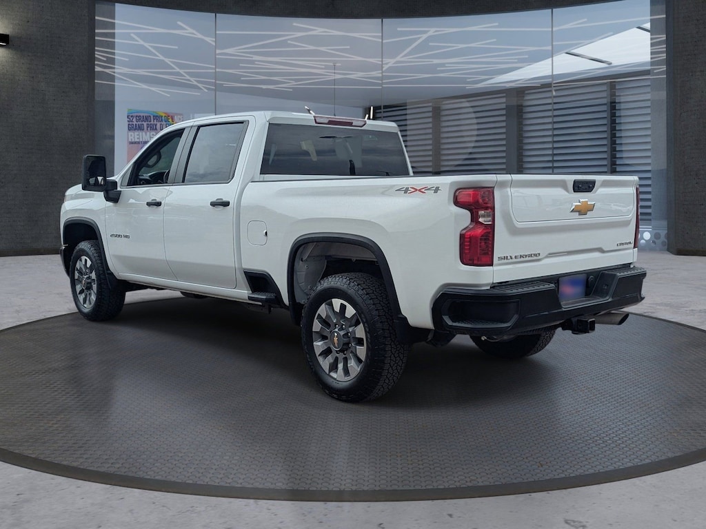 Used 2025 Chevrolet Silverado 2500 HD Custom Truck Crew Cab