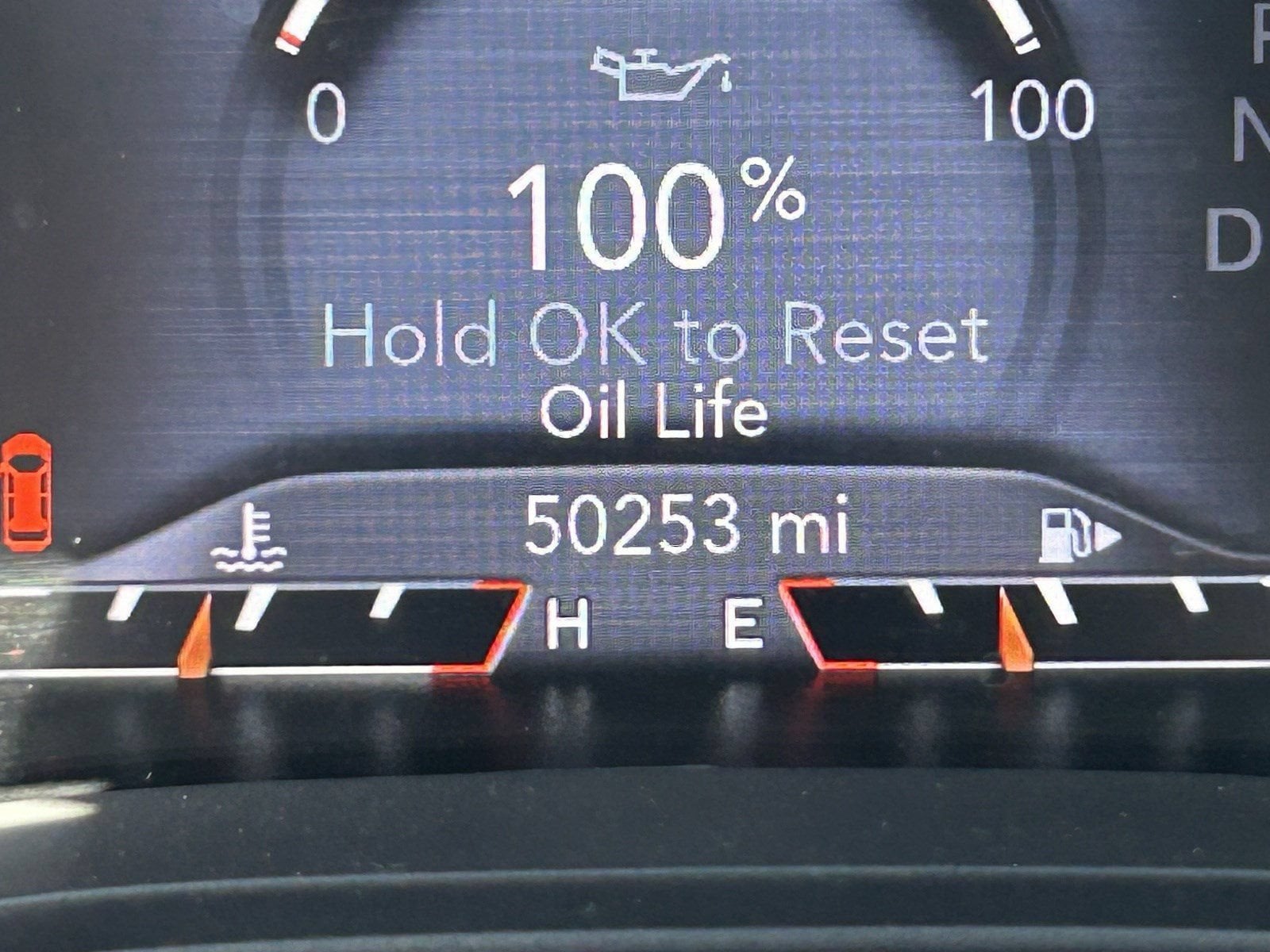 2021 Jeep Cherokee Latitude Lux - Photo 28