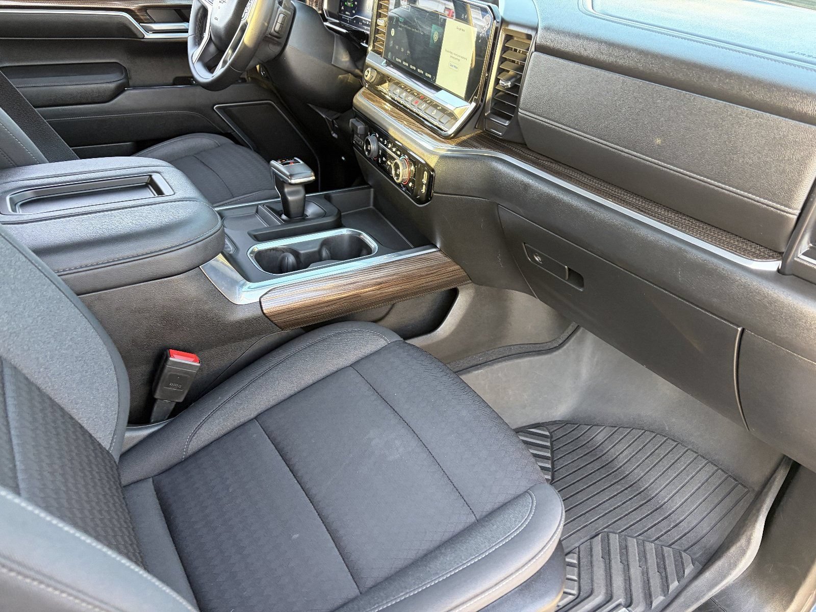 2022 Chevrolet Silverado 1500 RST - Photo 13