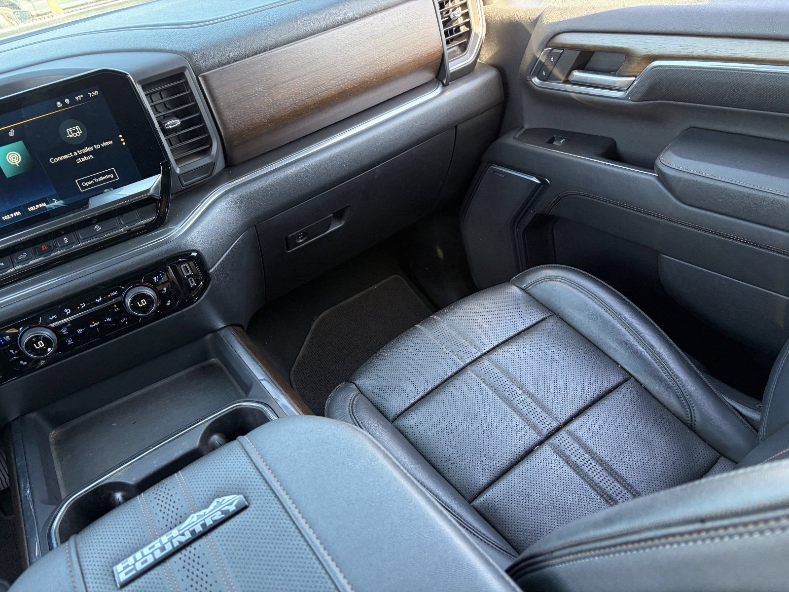 2024 Chevrolet Silverado 2500HD High Country - Photo 17