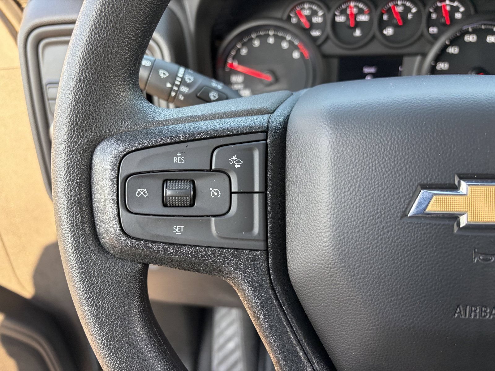 2024 Chevrolet Silverado 1500 Custom - Photo 25