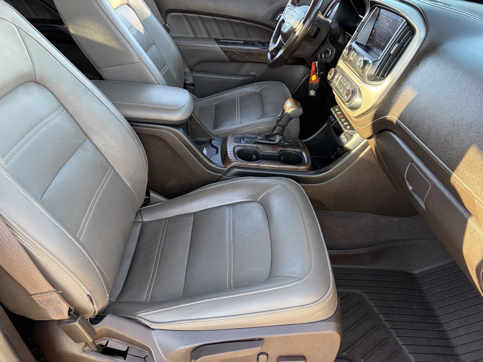 2021 GMC Canyon Denali - Photo 11