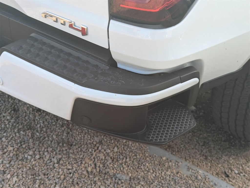 Used 2024 GMC Canyon AT4 Truck Crew Cab