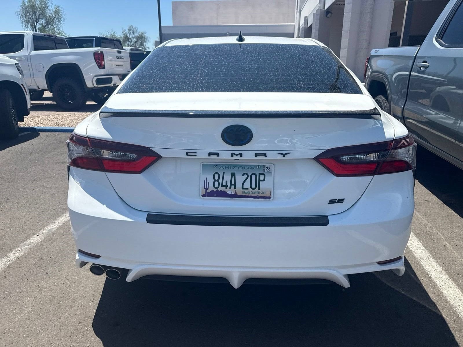 2023 Toyota Camry SE - Photo 10
