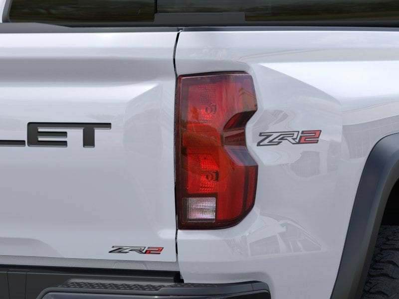 2026 Chevrolet Colorado ZR2 - Photo 11