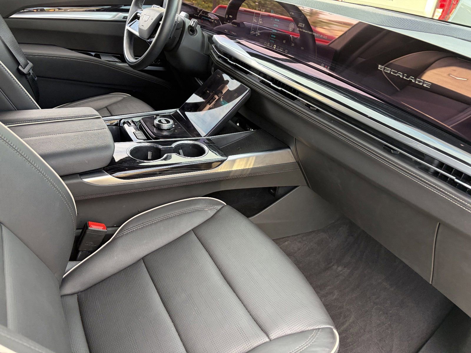 2026 Cadillac Escalade ESV Sport - Photo 13