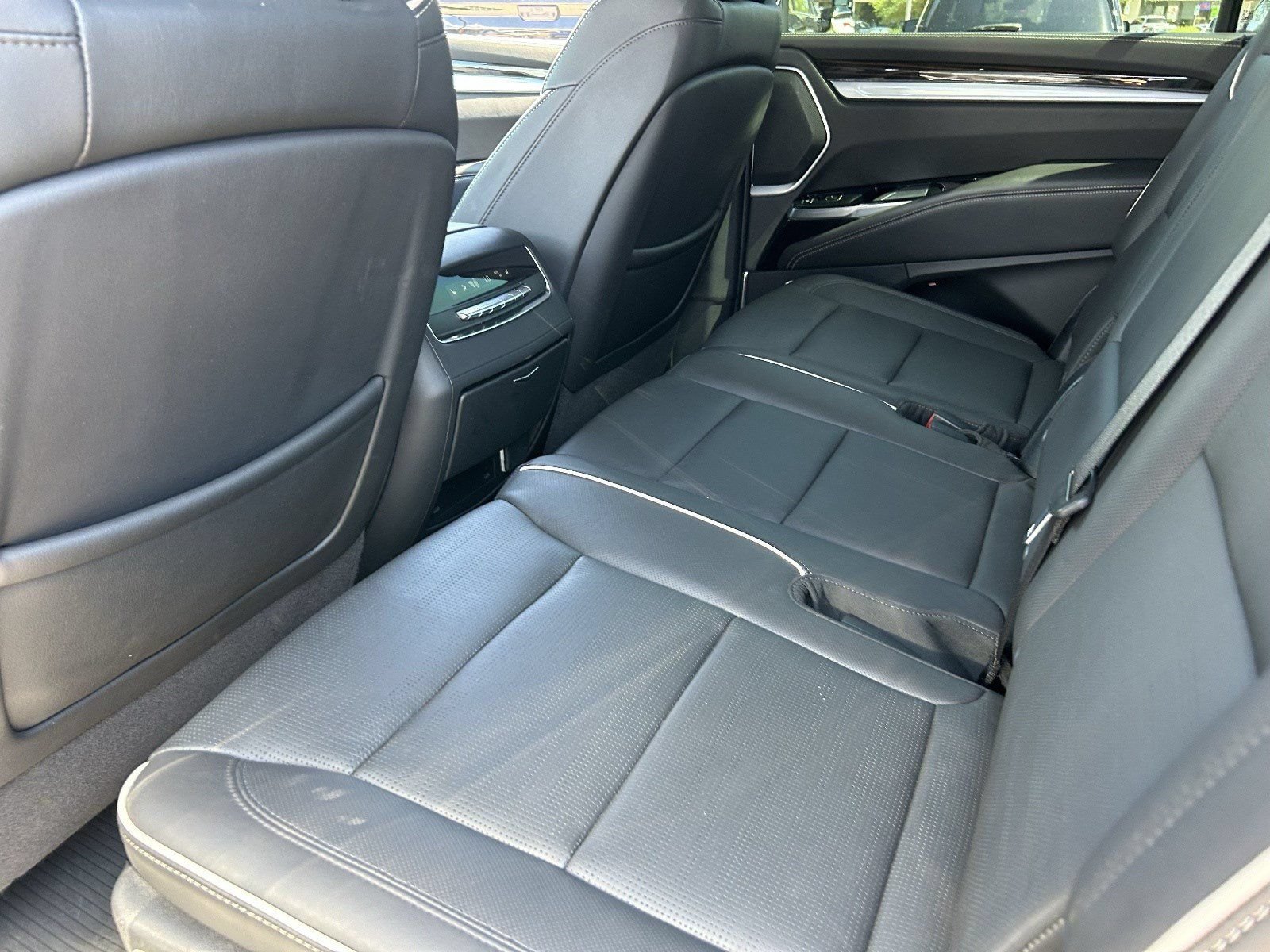 2025 Cadillac Escalade ESV Premium Luxury - Photo 24