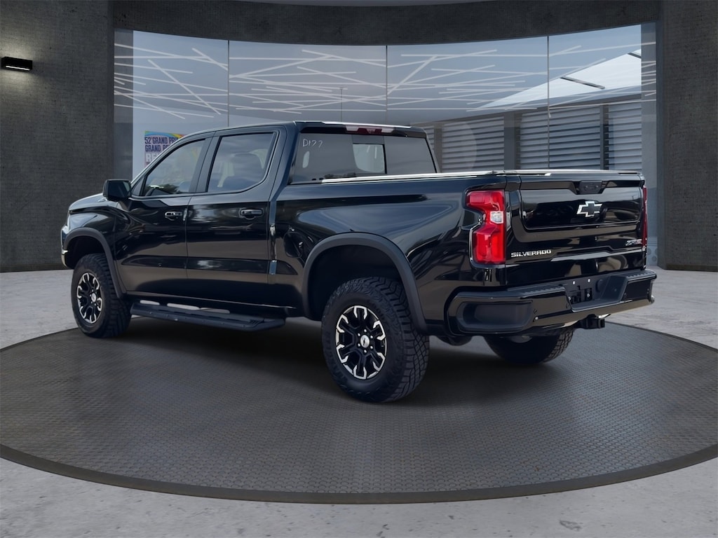 Used 2025 Chevrolet Silverado 1500 ZR2 Truck Crew Cab