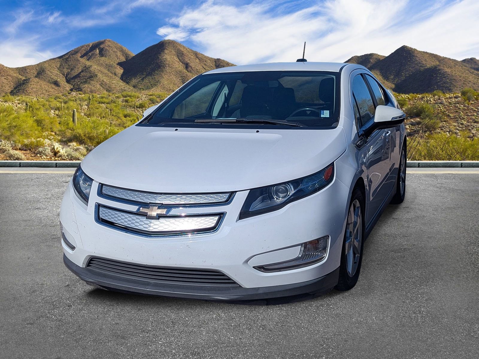 Used 2015 Chevrolet Volt Base with VIN 1G1RA6E48FU117144 for sale in Scottsdale, AZ