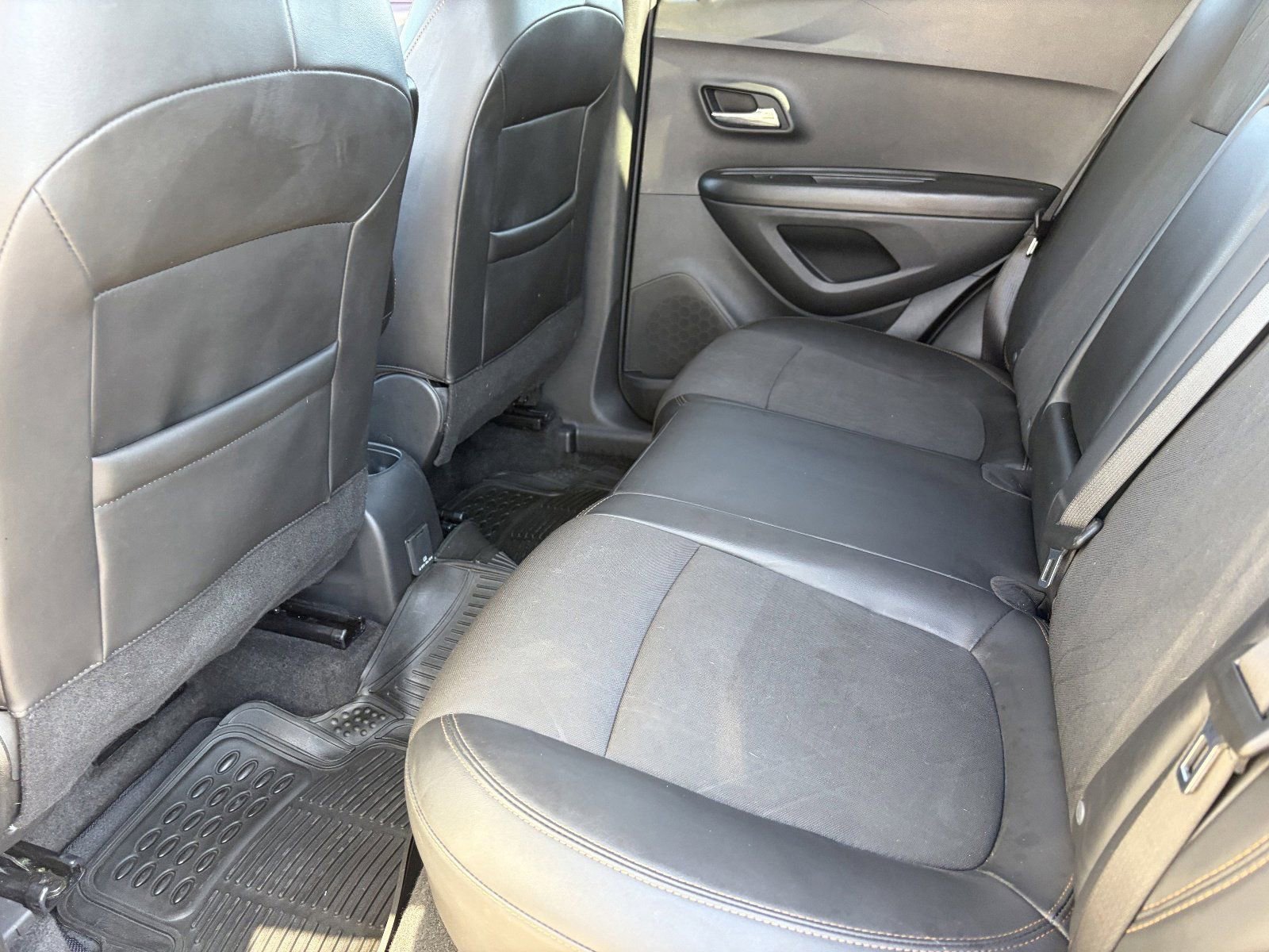 2022 Chevrolet Trax LT - Photo 18