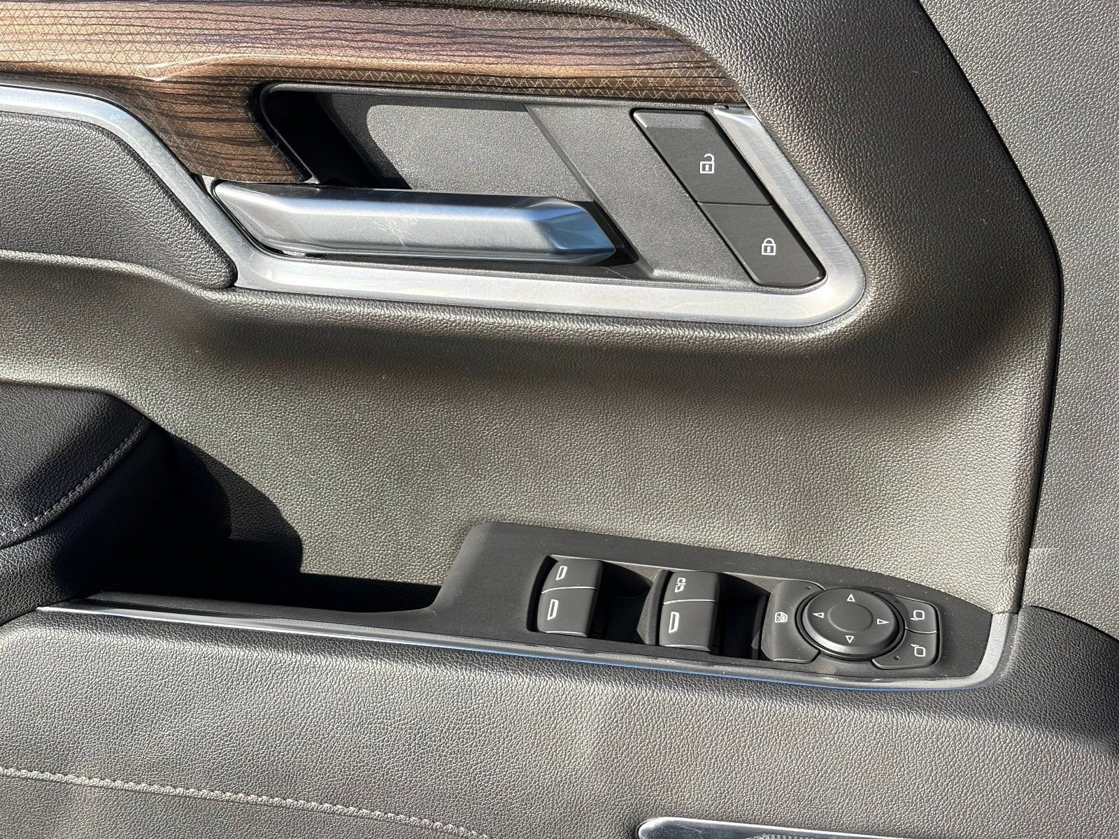 2025 Chevrolet Silverado 1500 RST - Photo 23