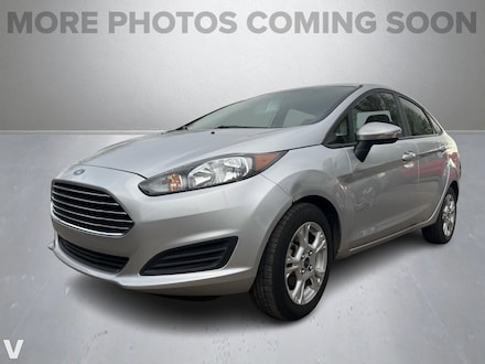 2015 Ford Fiesta SE Sedan