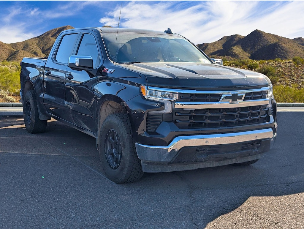 Used 2024 Chevrolet Silverado 1500 LT Truck Crew Cab