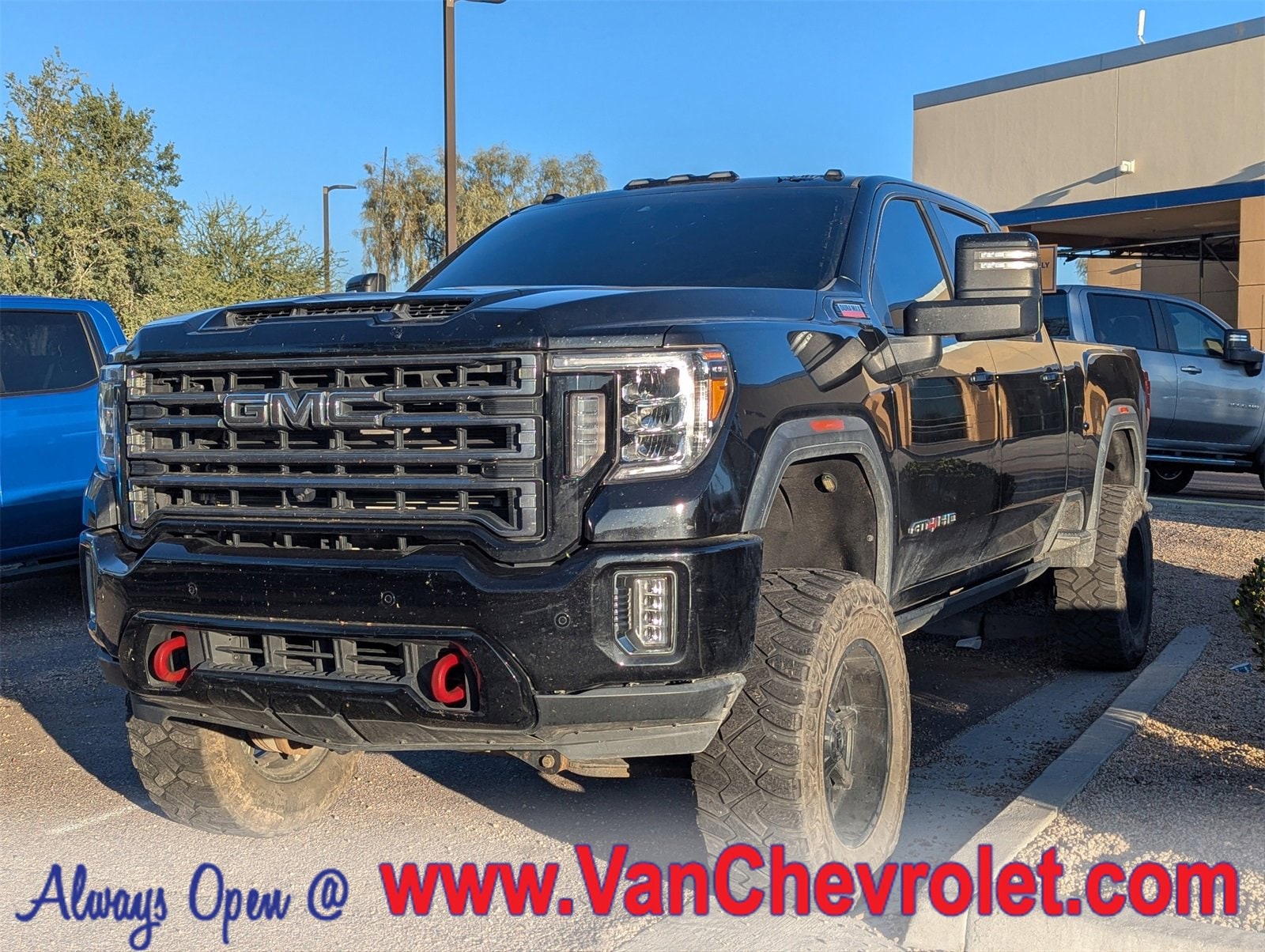 2021 GMC Sierra 2500HD AT4's photo