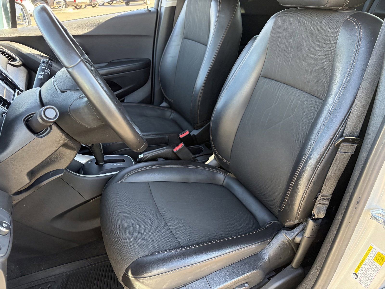 2022 Chevrolet Trax LT - Photo 21