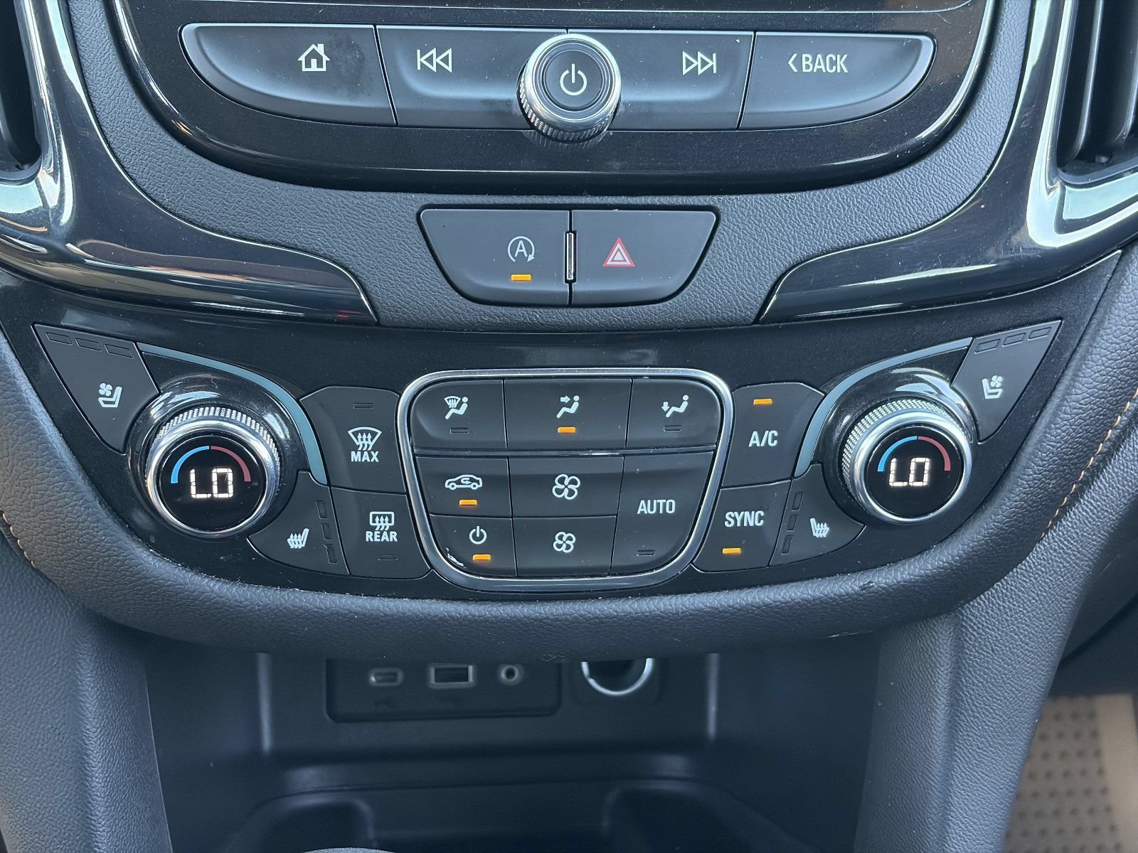 2024 Chevrolet Equinox Premier - Photo 30