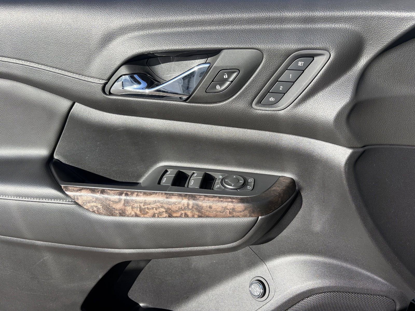 2023 GMC Acadia Denali - Photo 23