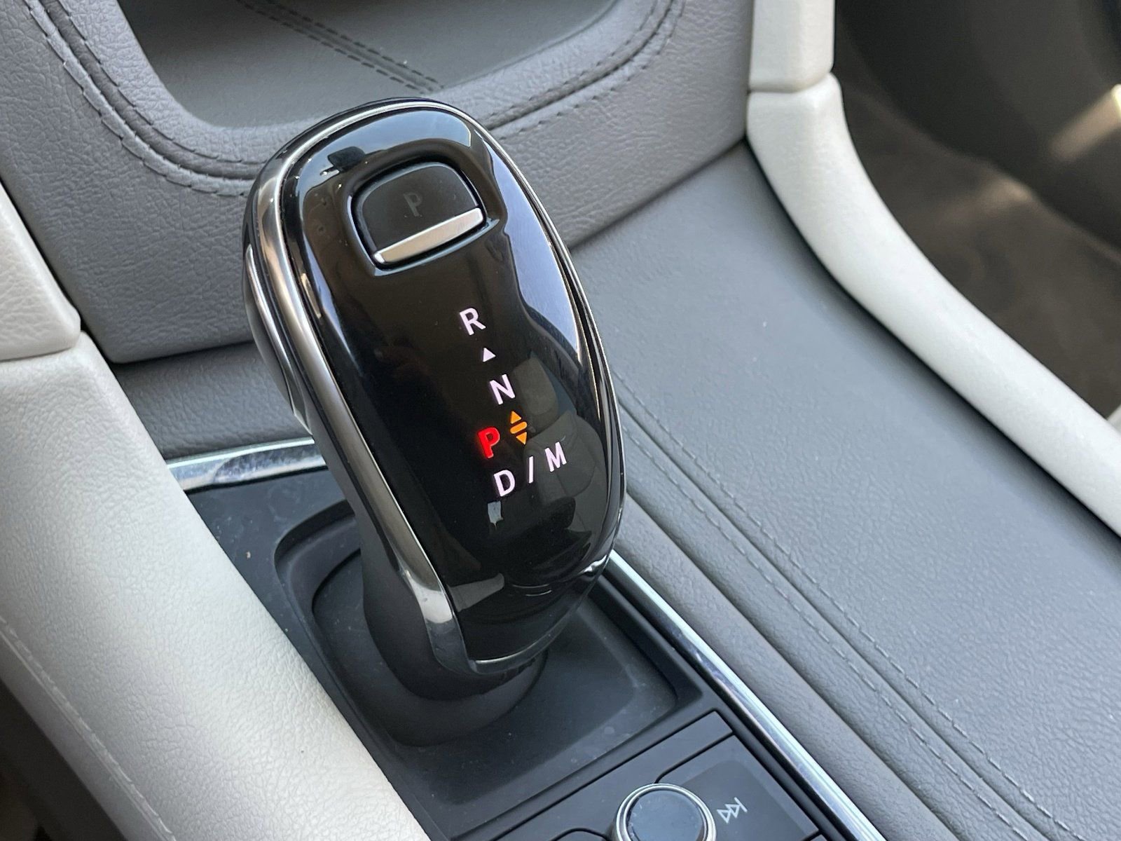 2023 Cadillac XT6 Premium Luxury - Photo 28