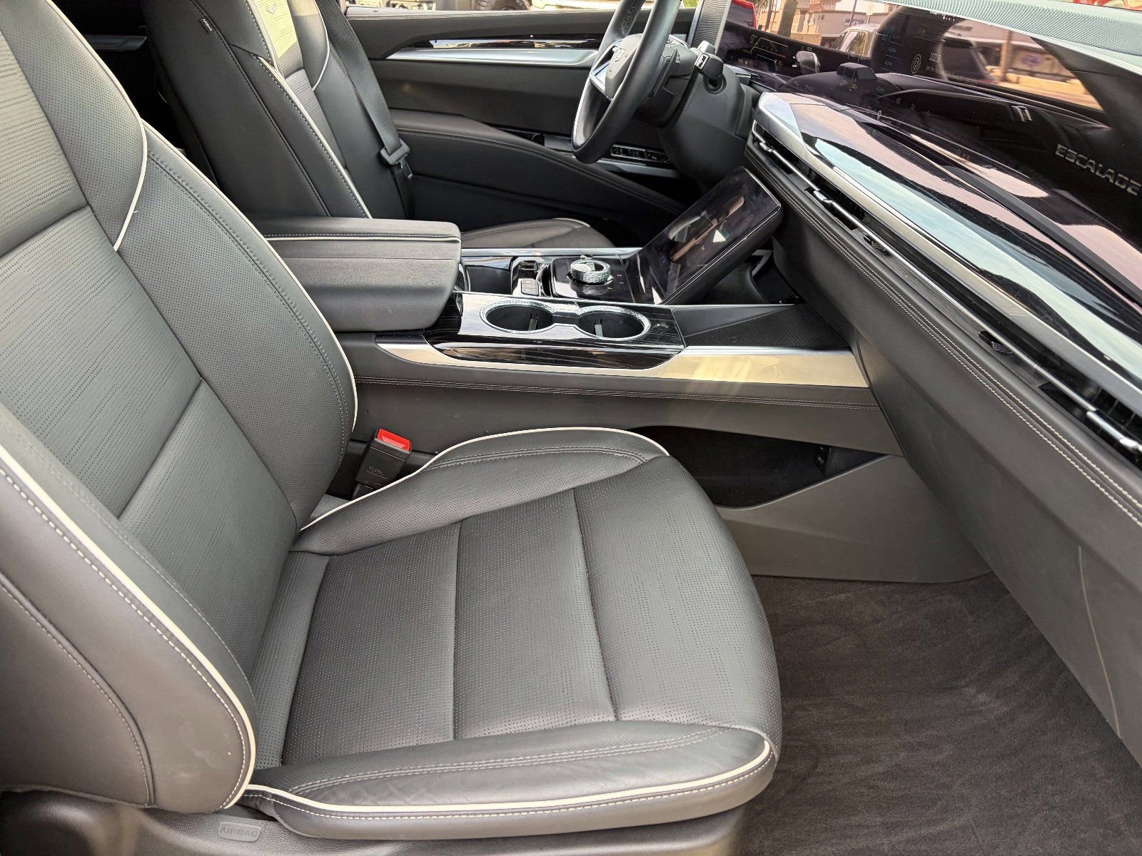 2026 Cadillac Escalade ESV Sport - Photo 12