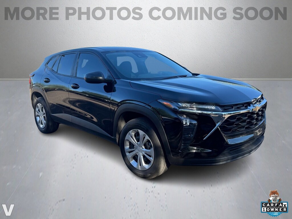 Used 2025 Chevrolet Trax LS SUV