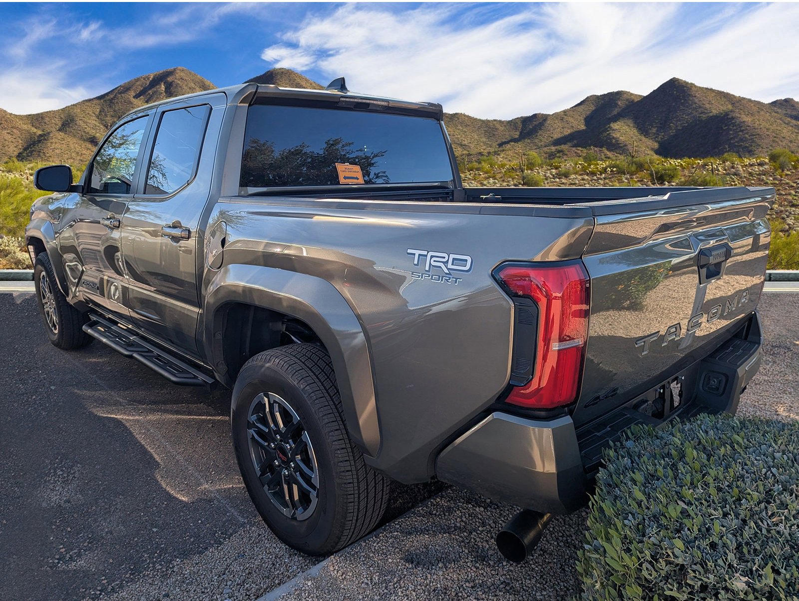2025 Toyota Tacoma SR5 4x4 photo 2