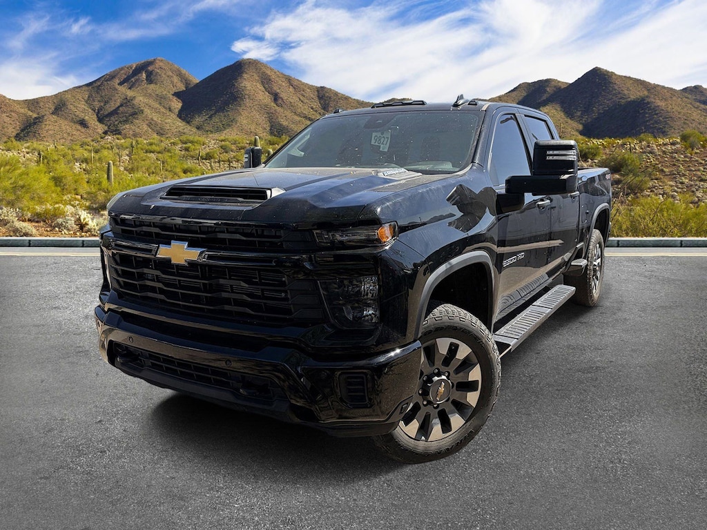 Used 2025 Chevrolet Silverado 2500 HD Custom Truck