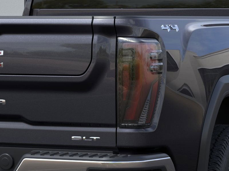 Sierra 2500HD Crew Cab SLT
