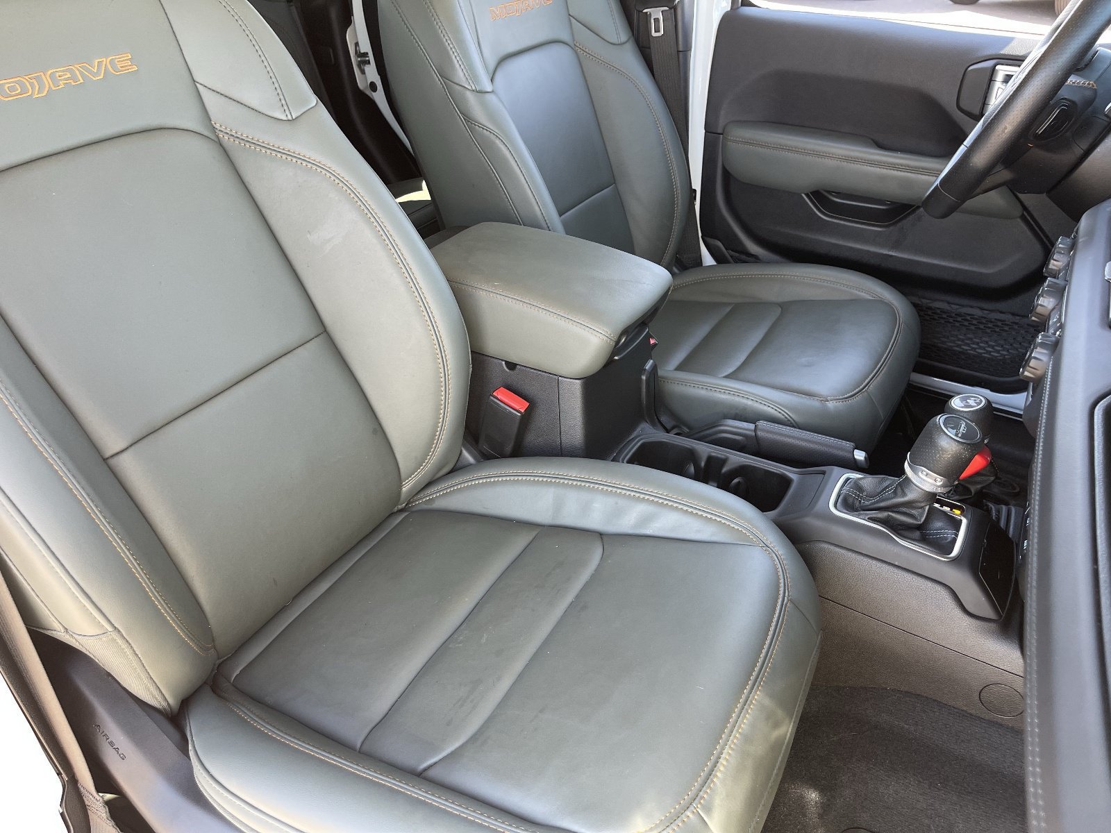 2025 Jeep Gladiator Mojave - Photo 11