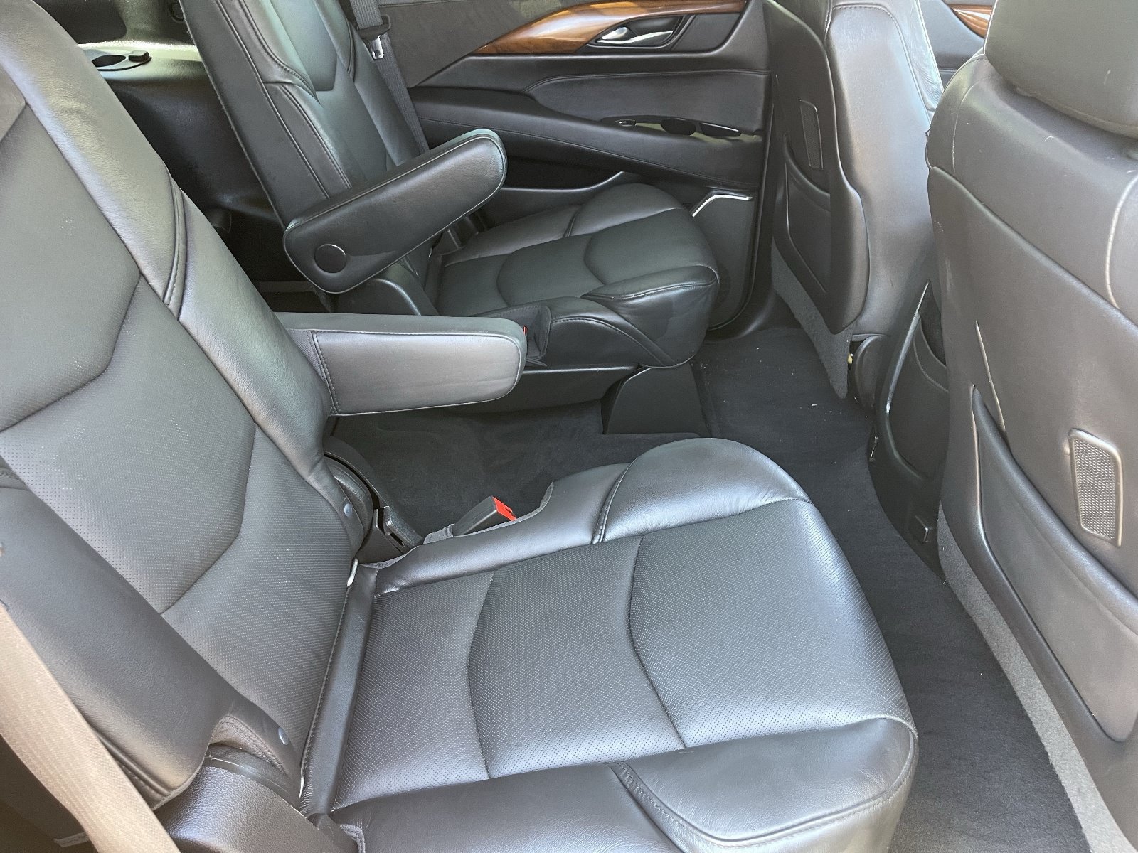 2018 Cadillac Escalade Premium Luxury - Photo 14