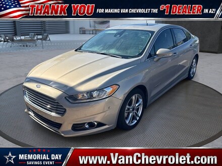 2015 Ford Fusion Hybrid Titanium Sedan