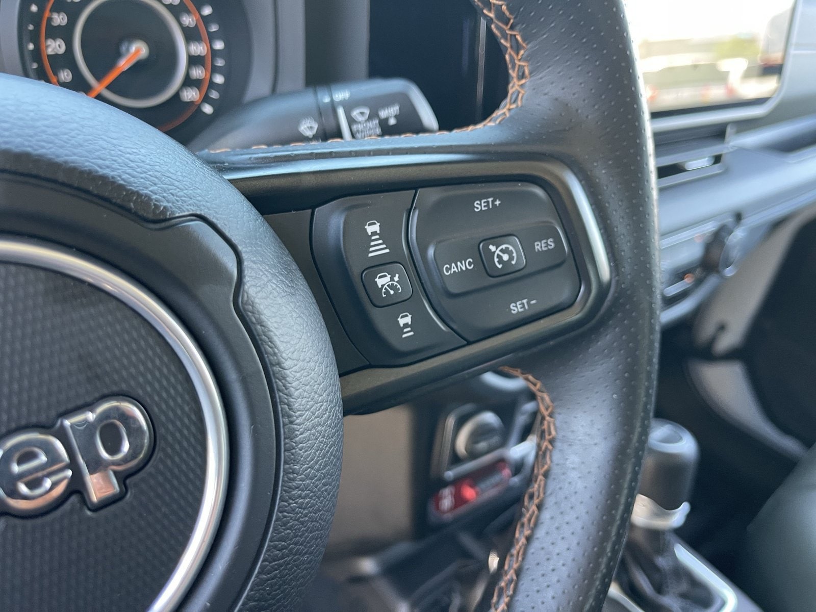 2025 Jeep Gladiator Mojave - Photo 24