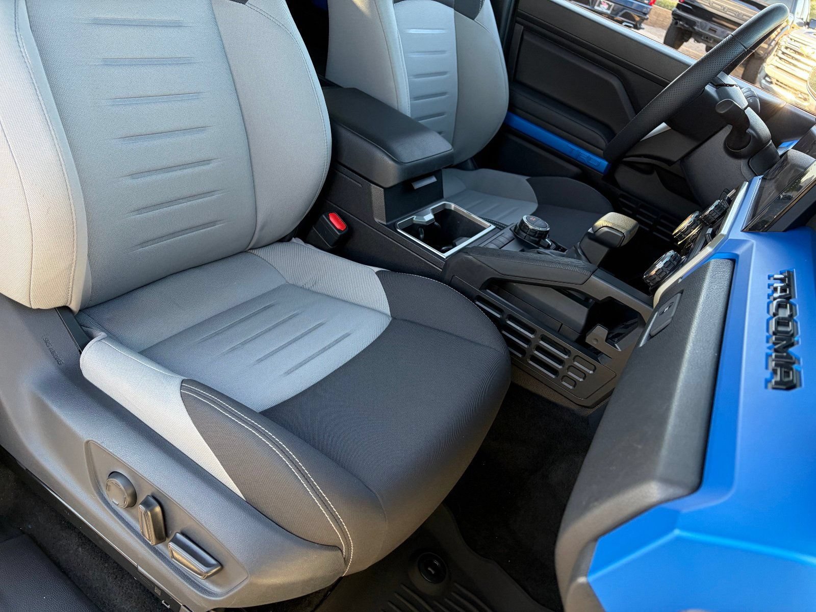 2026 Toyota Tacoma TRD Sport - Photo 11