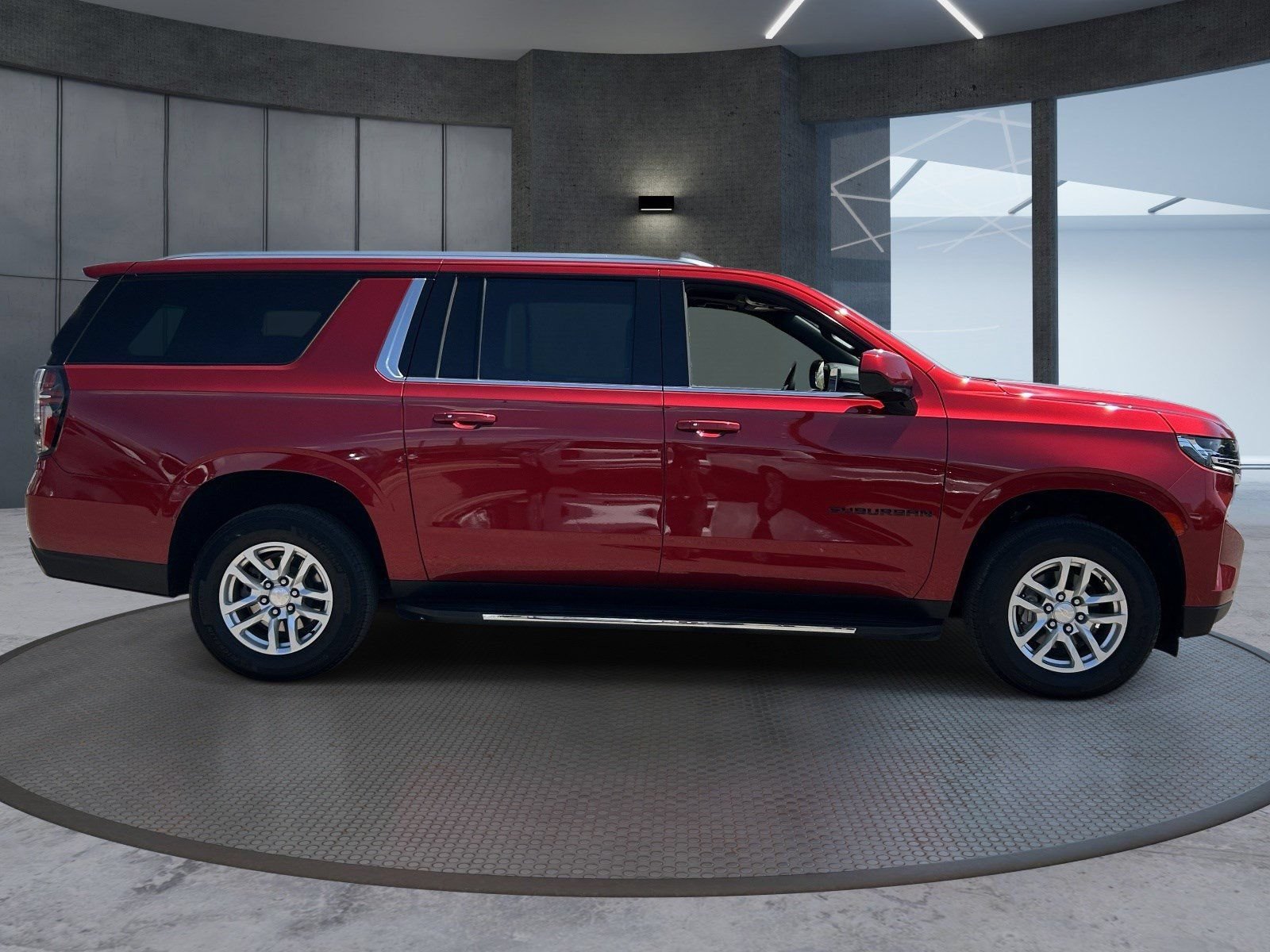 2024 Chevrolet Suburban LT - Photo 7