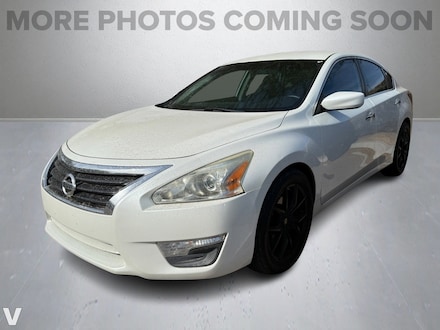 2015 Nissan Altima 2.5 Sedan