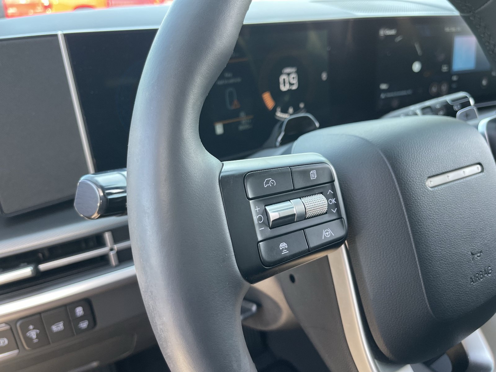 2025 Hyundai Santa Fe XRT - Photo 25