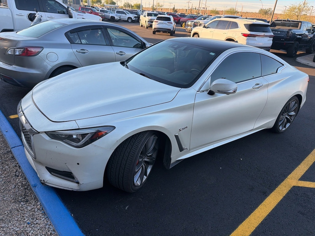 Used 2018 INFINITI Q60 RED Sport 400 Coupe