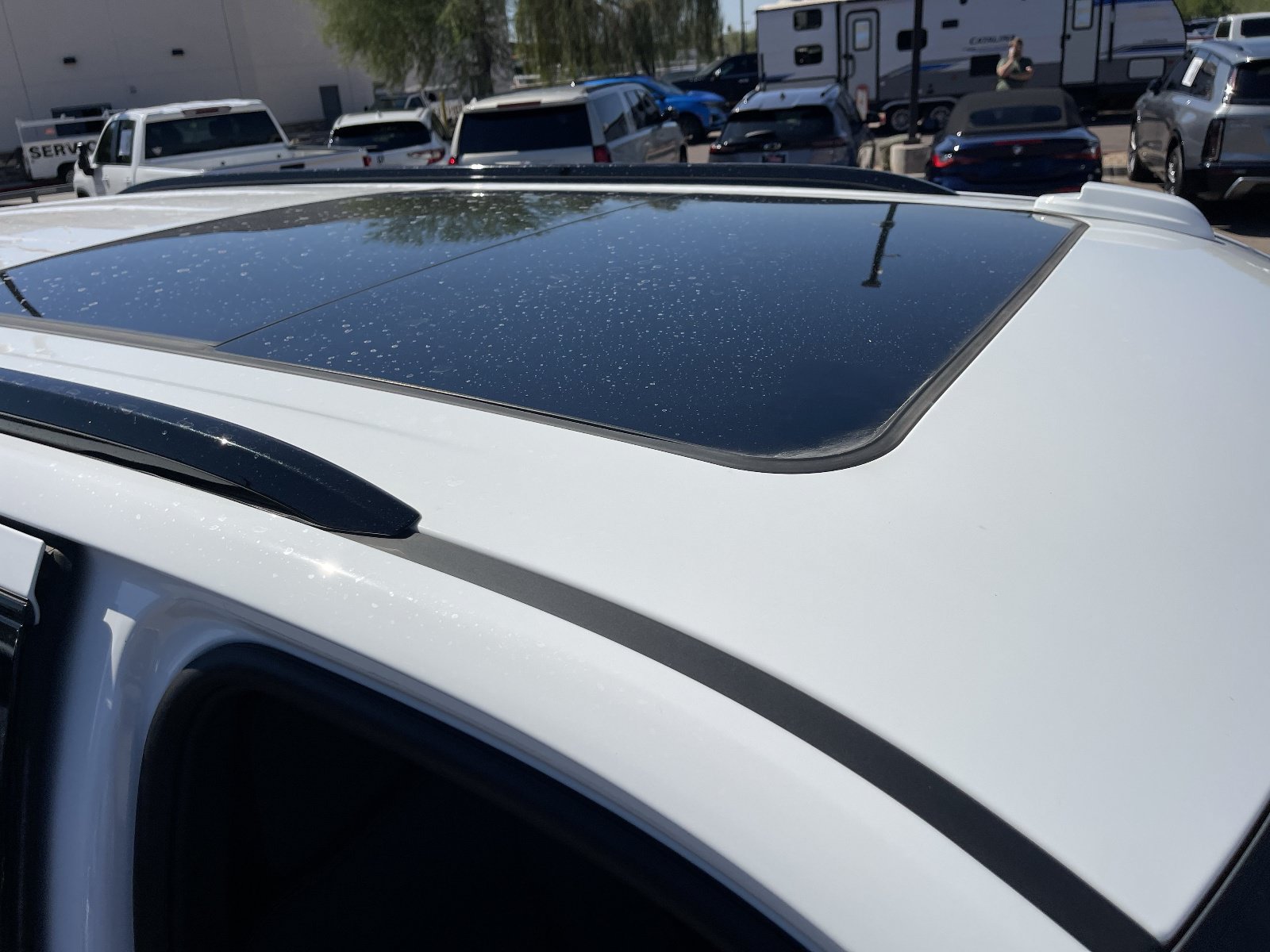 2025 GMC Yukon AT4 - Photo 10