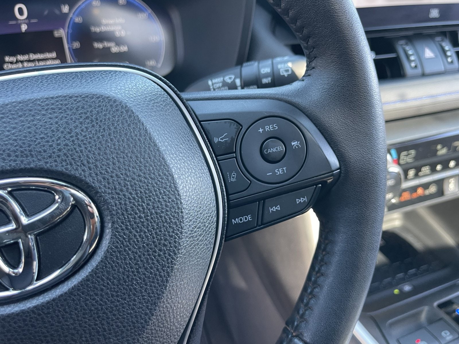 2023 Toyota RAV4 XSE - Photo 26