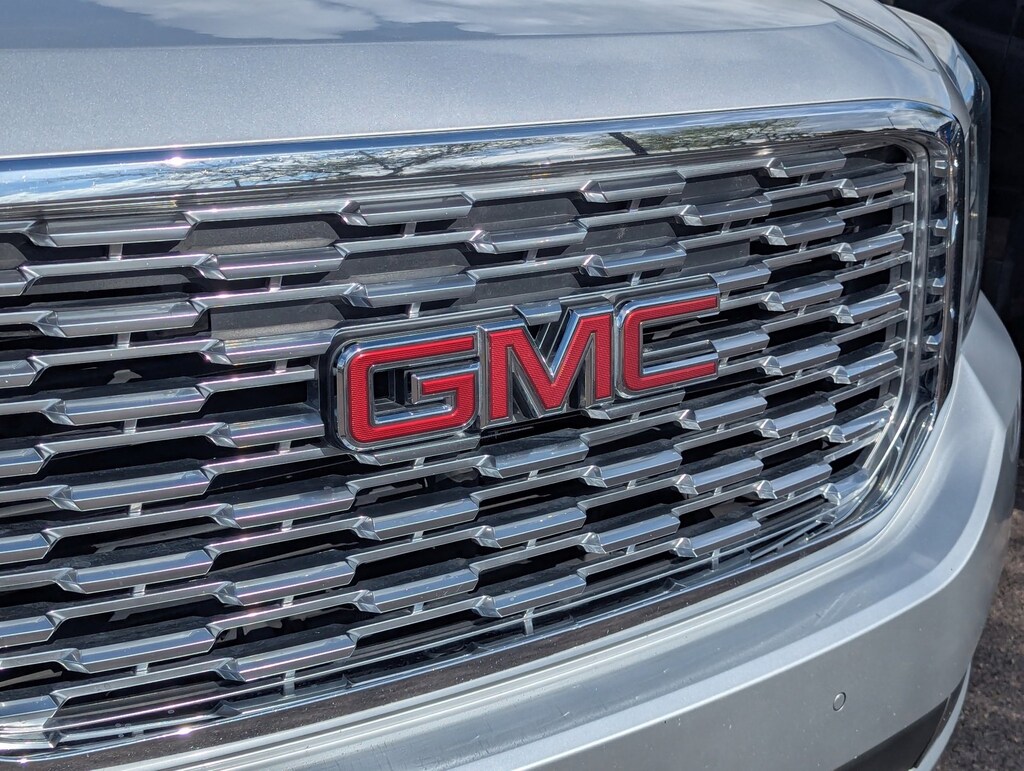 Used 2019 GMC Yukon Denali SUV