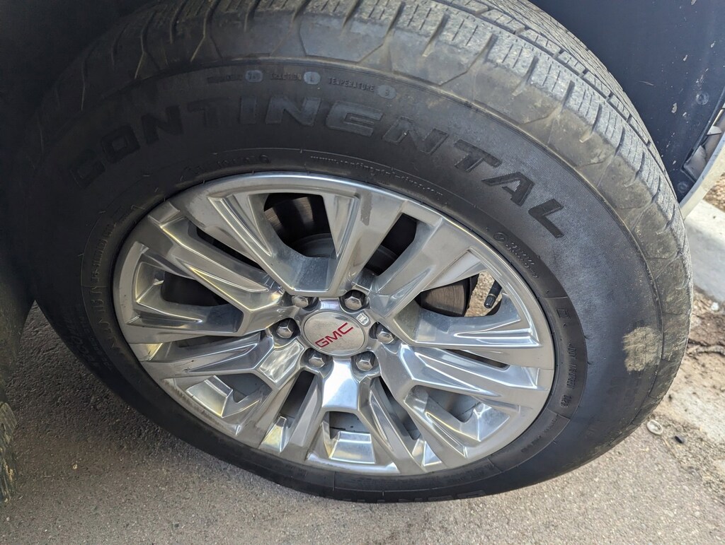 Used 2023 GMC Yukon XL Denali SUV