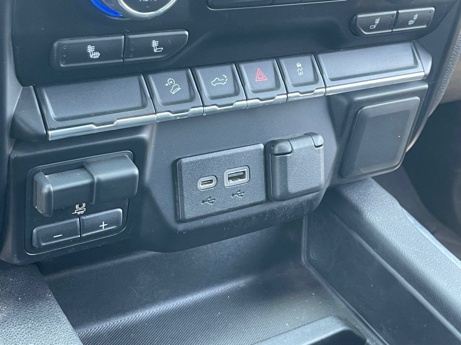 2021 Chevrolet Silverado 1500 LT Trail Boss - Photo 27