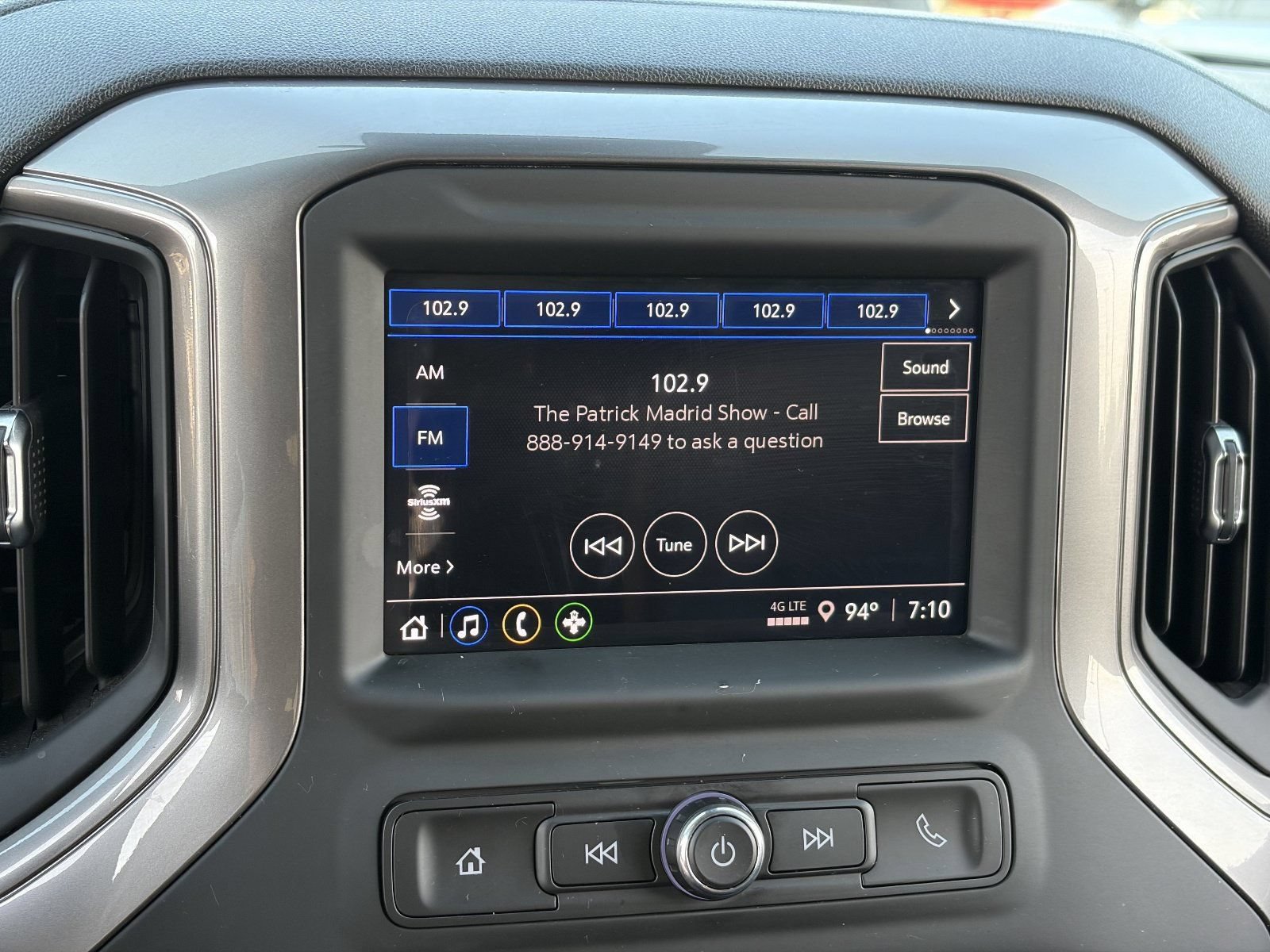 2024 Chevrolet Silverado 1500 Custom - Photo 27