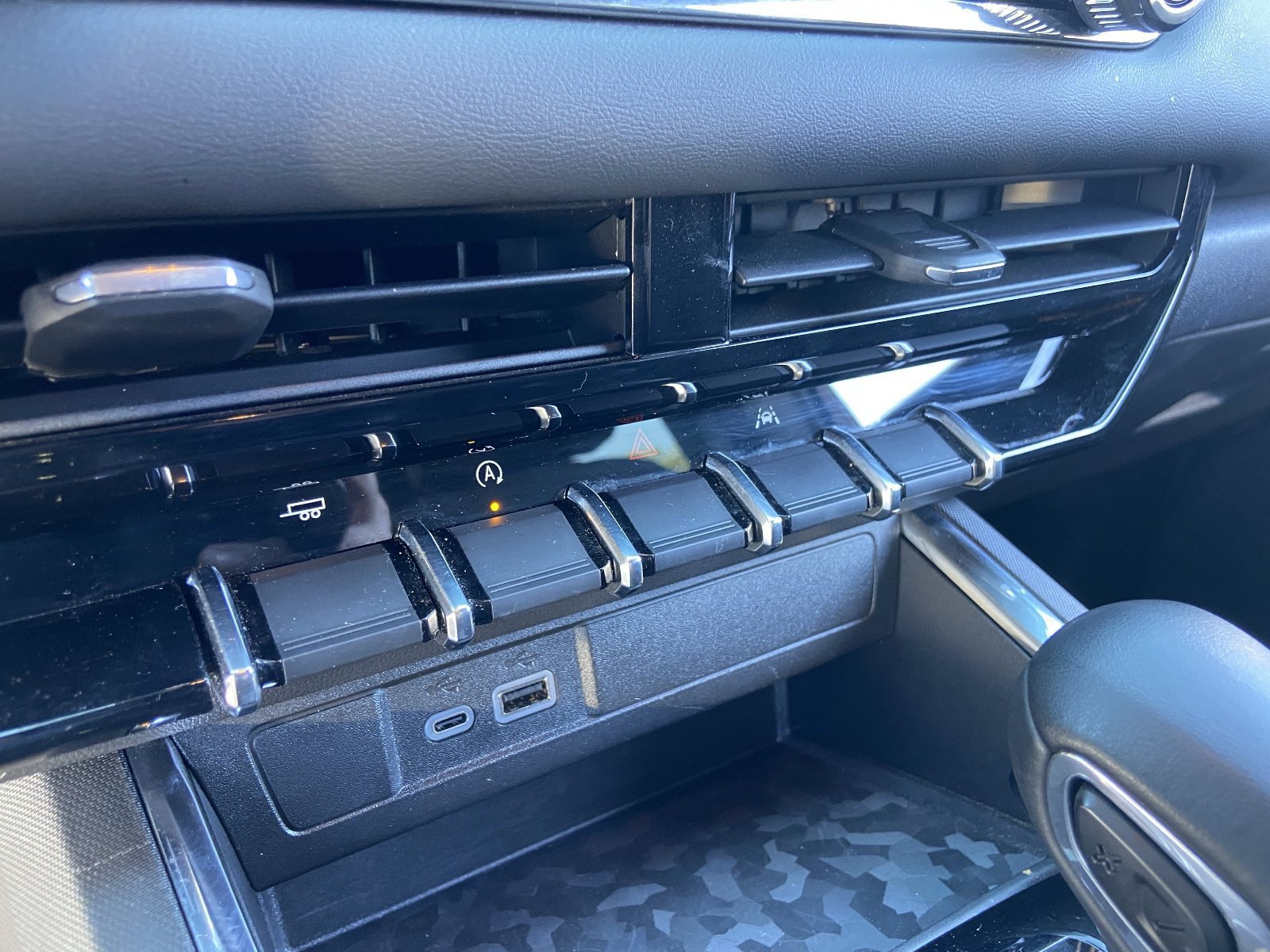 2025 GMC Canyon Elevation - Photo 23