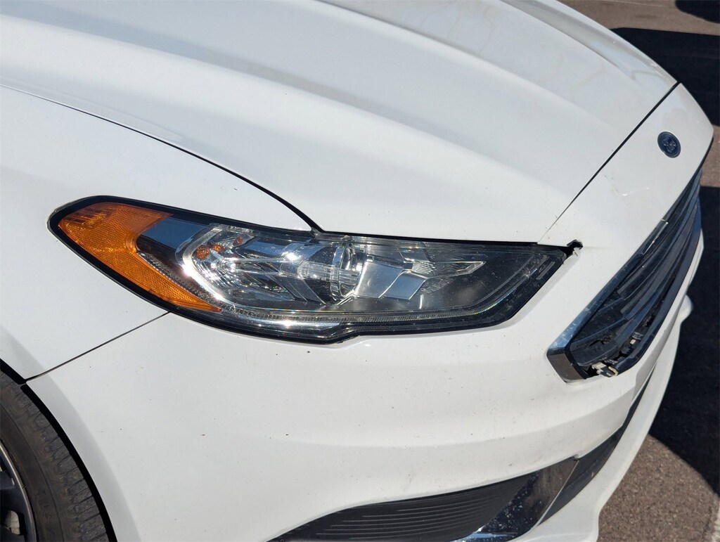 Used 2017 Ford Fusion SE Sedan