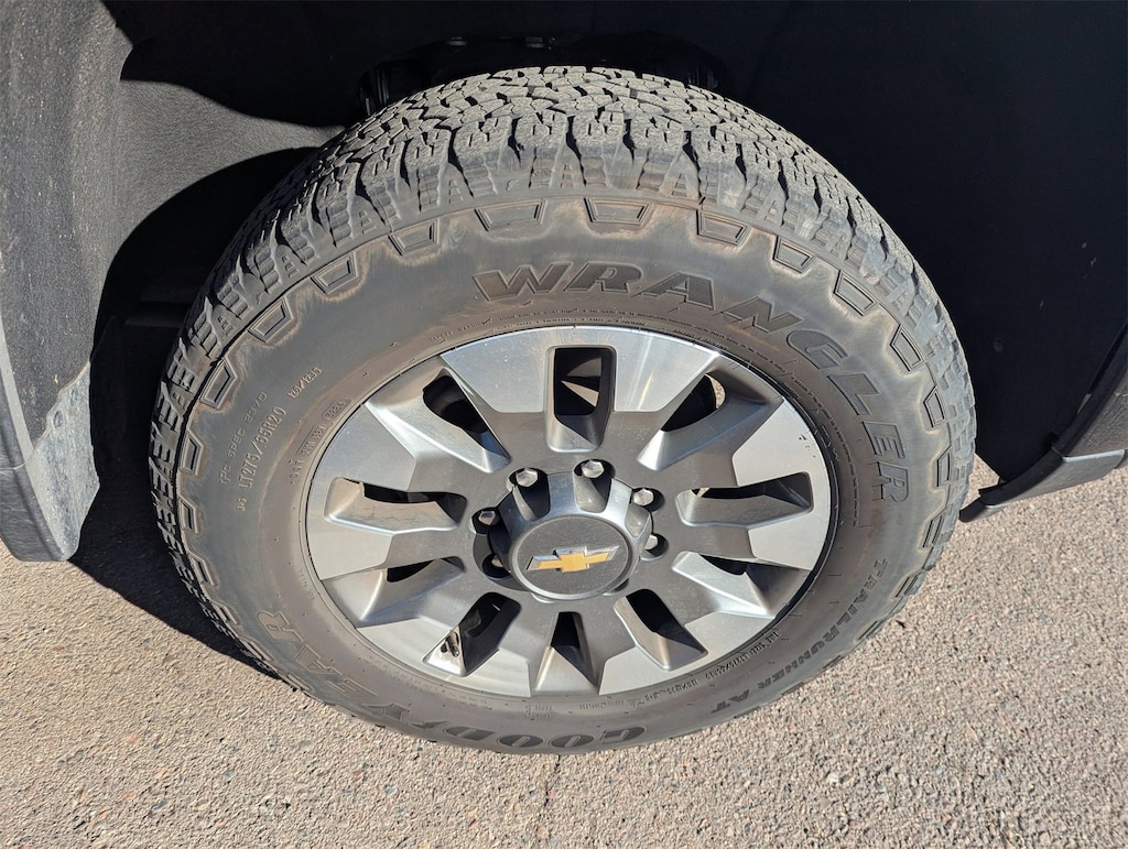 Used 2025 Chevrolet Silverado 2500 HD Custom Truck Crew Cab