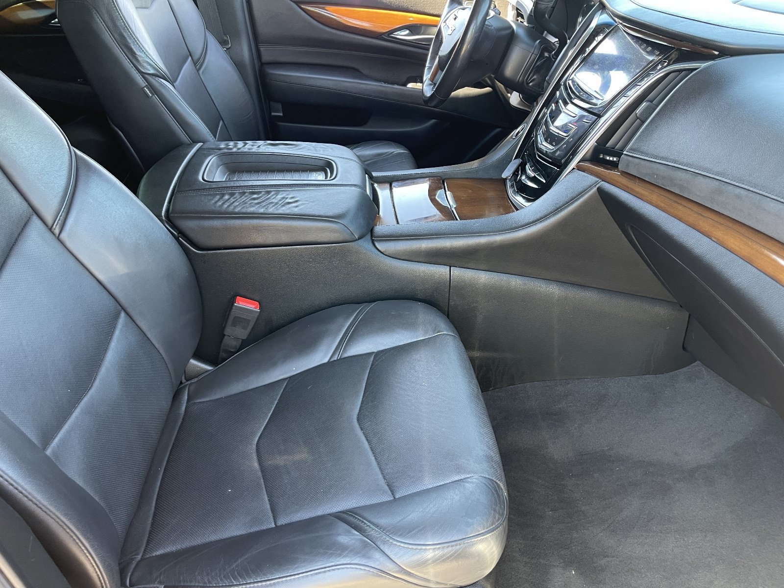 2018 Cadillac Escalade Premium Luxury - Photo 12