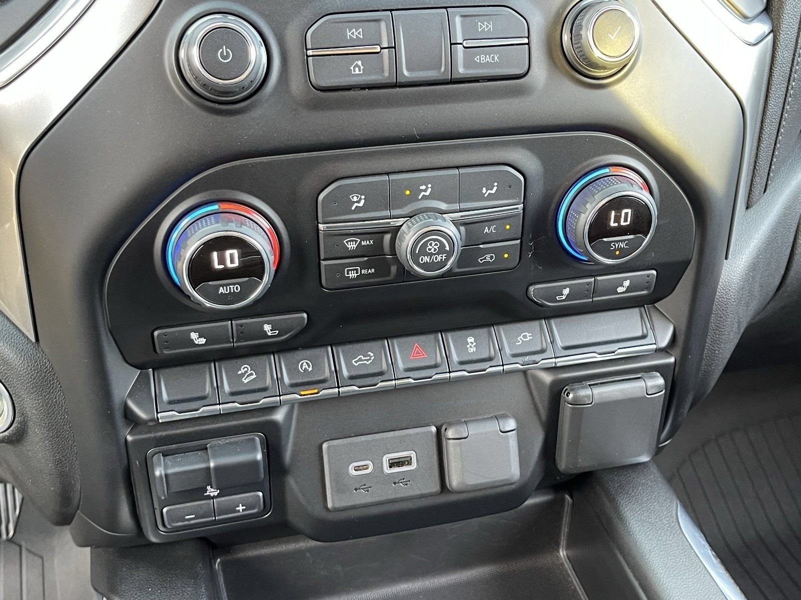 2020 Chevrolet Silverado 1500 LT Trail Boss - Photo 28