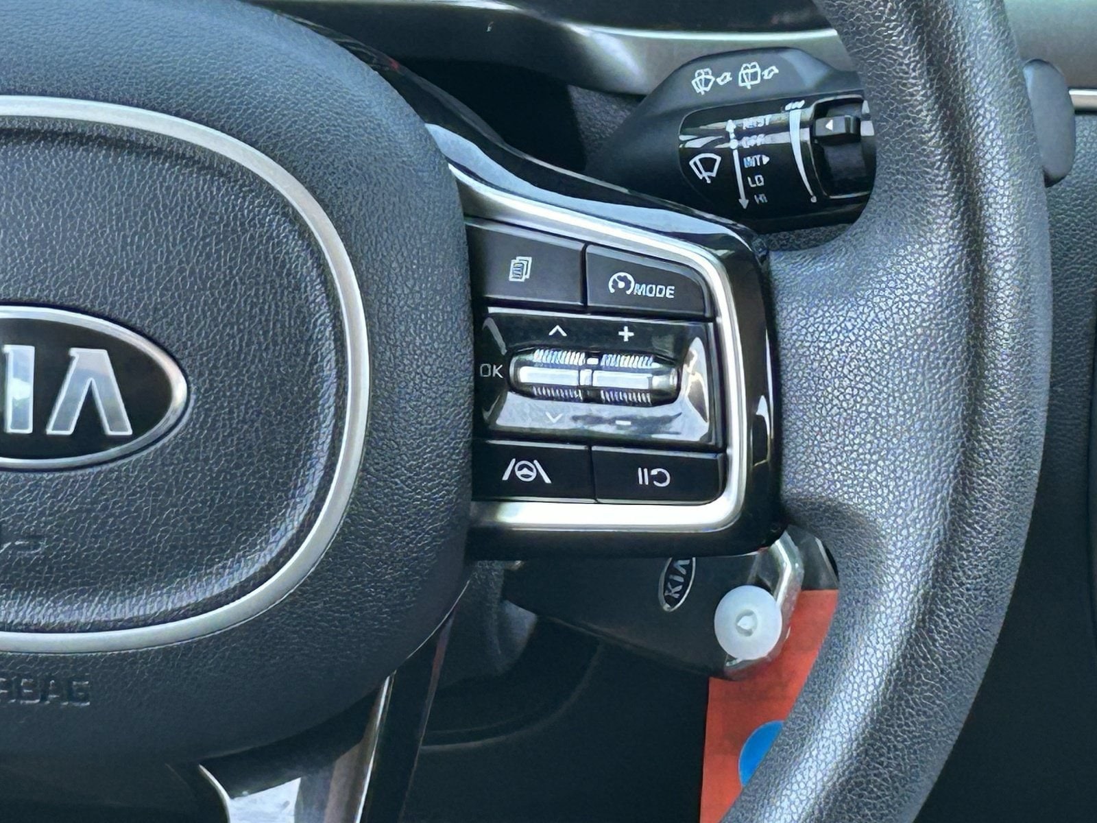 2021 Kia Sorento LX - Photo 22