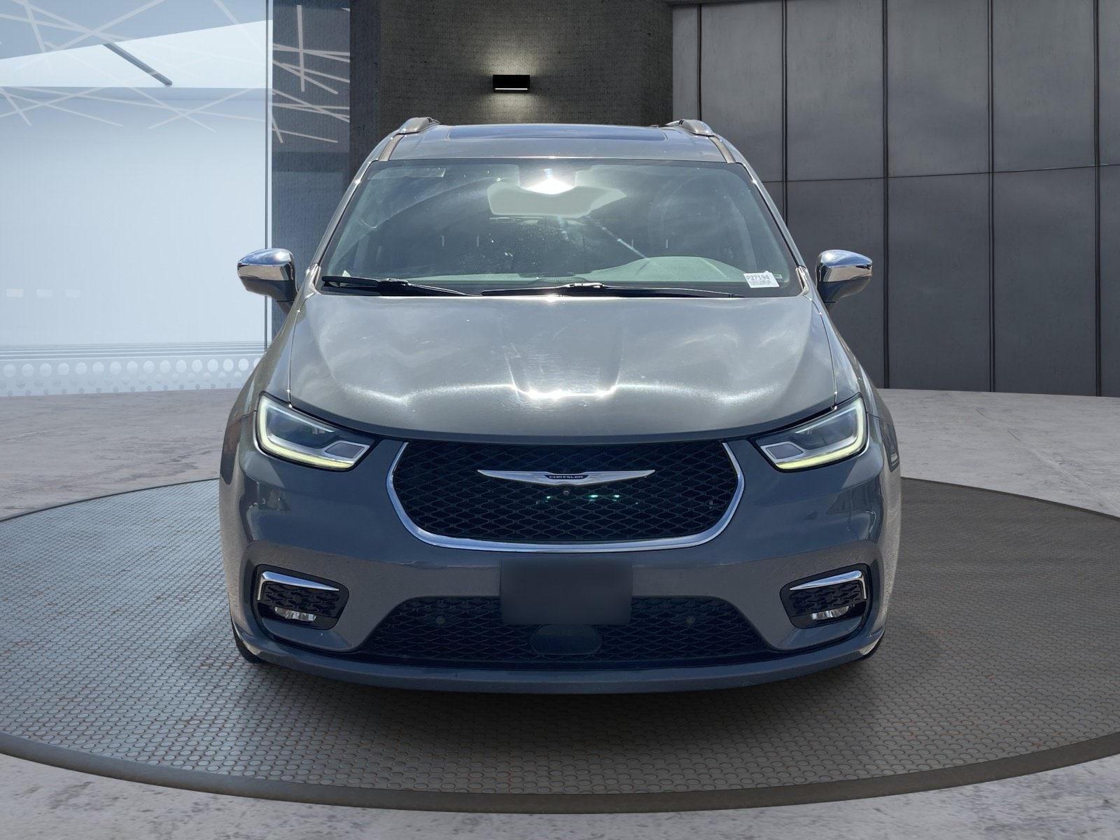 2021 Chrysler Pacifica Limited - Photo 9