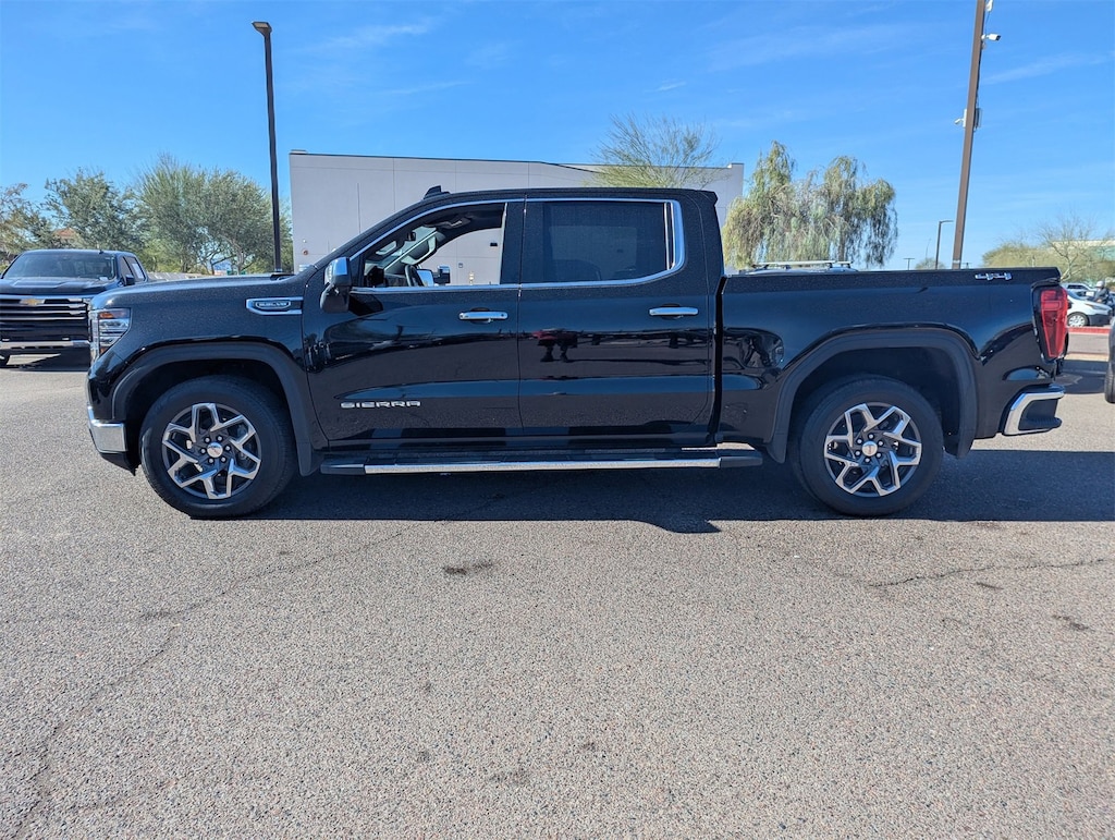 Used 2023 GMC Sierra 1500 SLT Truck Crew Cab